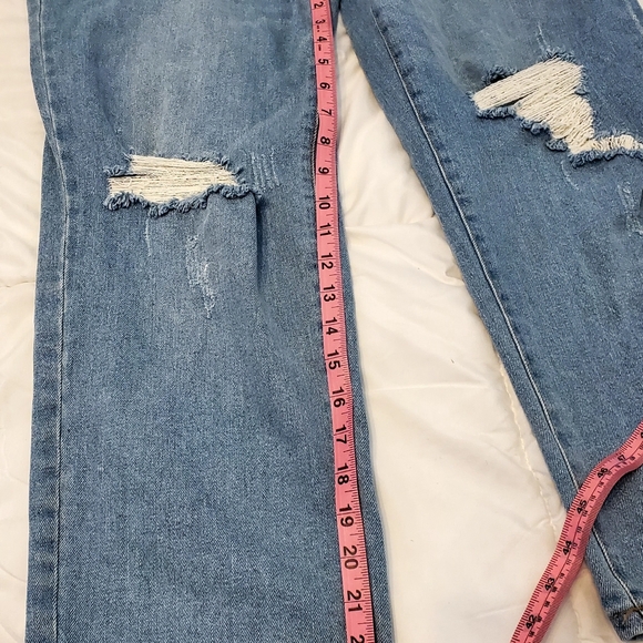 Wild Fable Women’s Overalls Distressed Demin. Size M - Picture 5 of 9